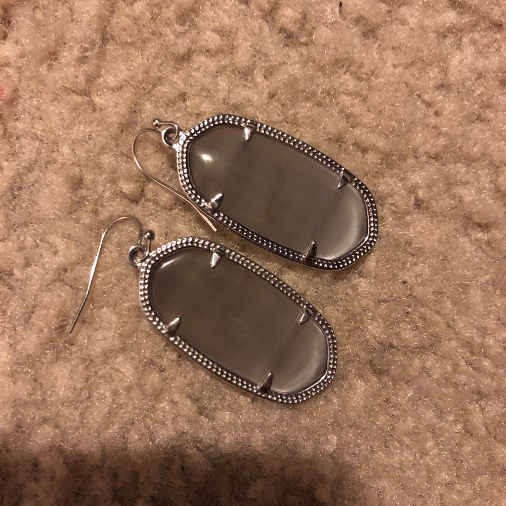Kendra Scott Elle slate earrings